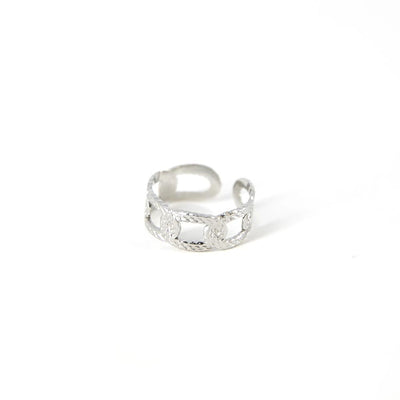 Ada-womens-adjustable-ring-large-interlocking-chunky-chain-detail-silver-jewellery
