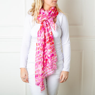 The pink Bora Scarf made from 100% viscose, super soft and lightweight, perfect for spring and summer