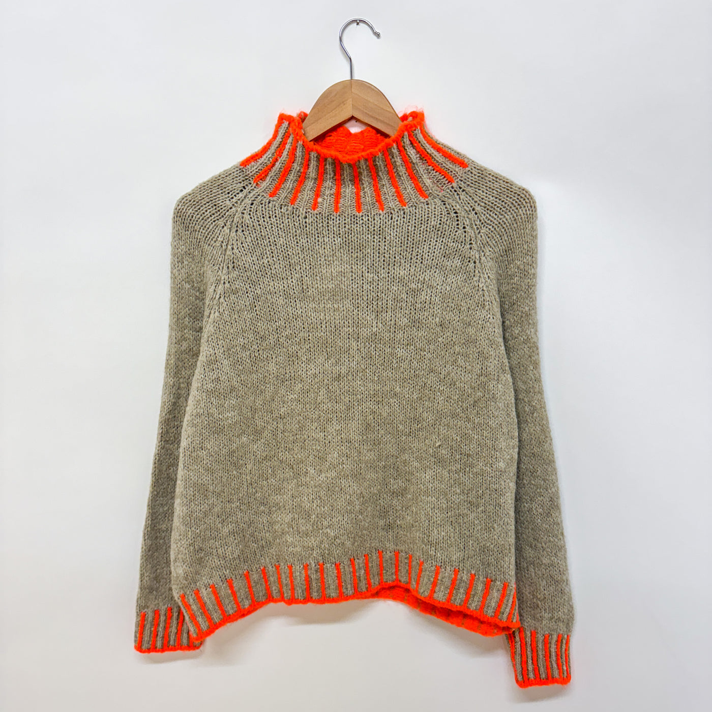 Bright Stitch Edge Jumper