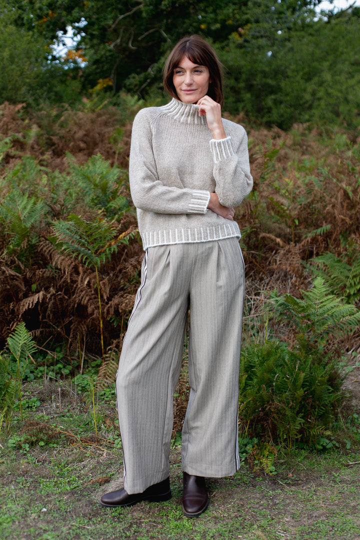 Bright Stitch Edge Jumper