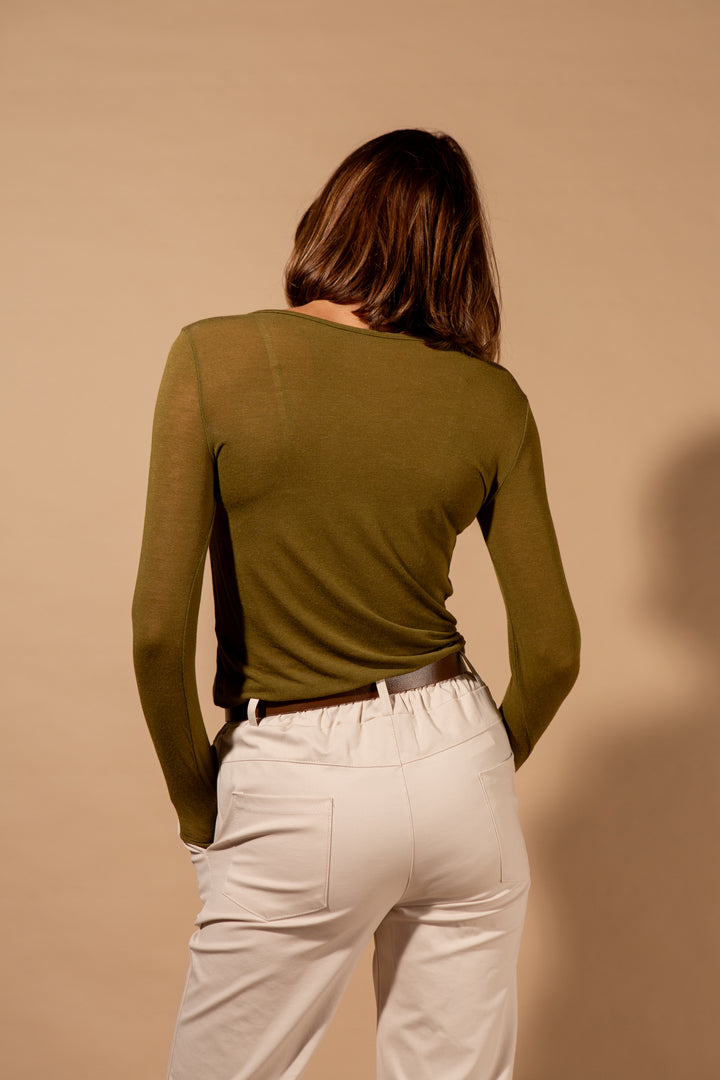 Cashmere-Mix Boat Neck Layering Top