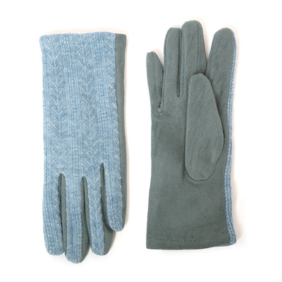 The Cassie Gloves in light blue with beautiful cable knit detailing on the front