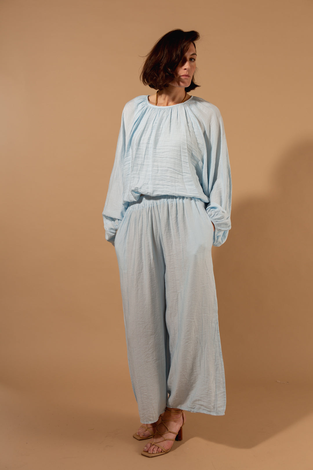 Crinkle Balloon Hem Blouse