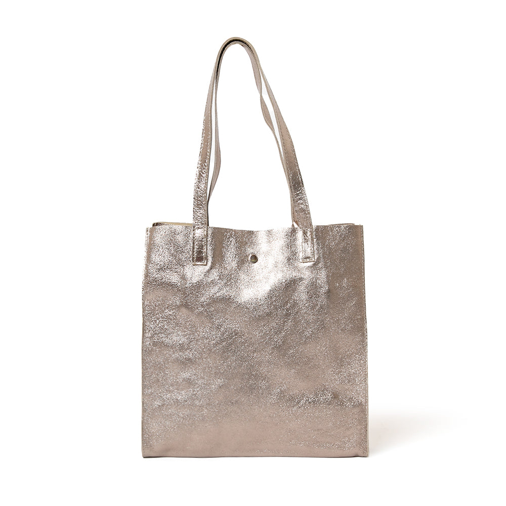 The bronze Havana Leather Tote Bag with a detachable inner pocket for extra storage