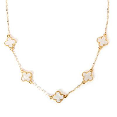 The white Ivy Short Necklace with a gold wide link chain