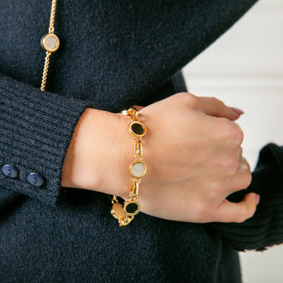 The gold Jasmine Bracelet wit a T bar fastening for an extra elegant touch