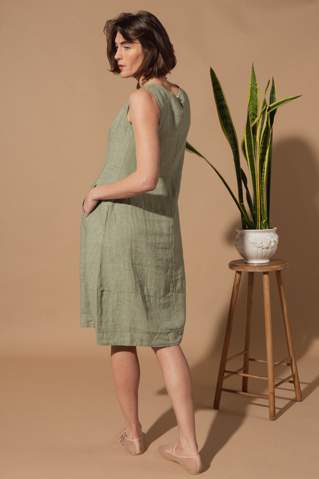 Alicia Sleeveless Linen Dress