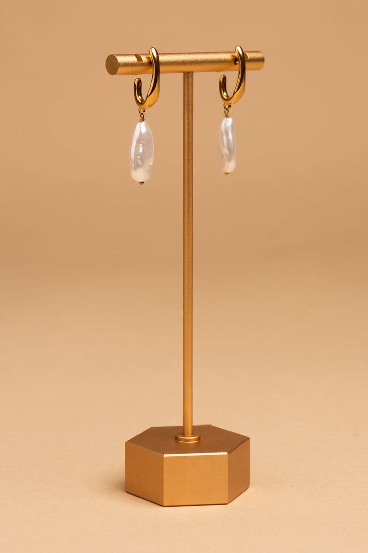 Eloane Pearl Earrings