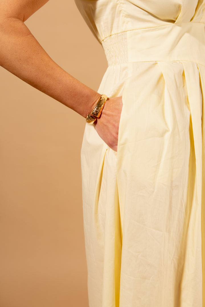 Sleeveless Collar Dress