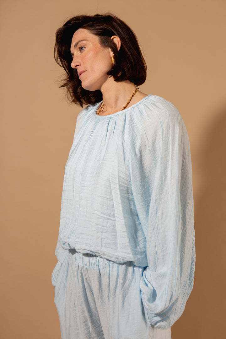 Crinkle Balloon Hem Blouse