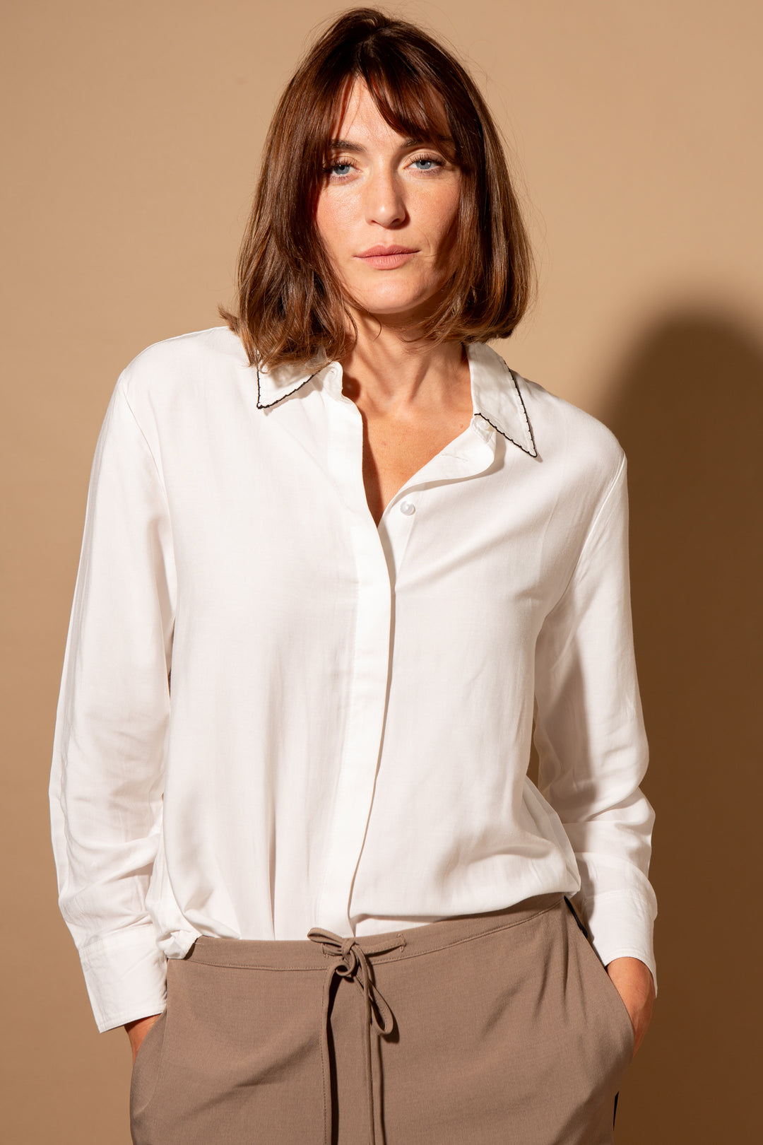 Scallop Edge Collar Shirt