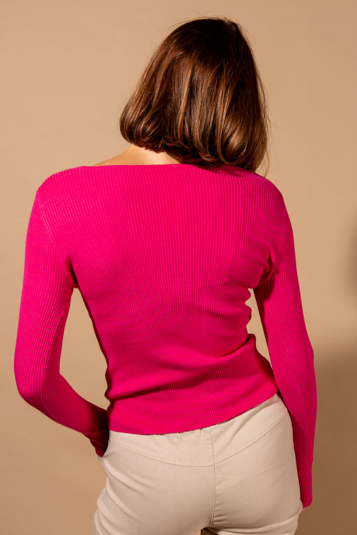 Scallop Edge Long Sleeve Top