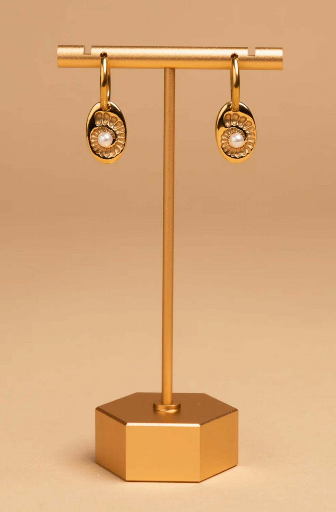 Makiza Pearl Earrings