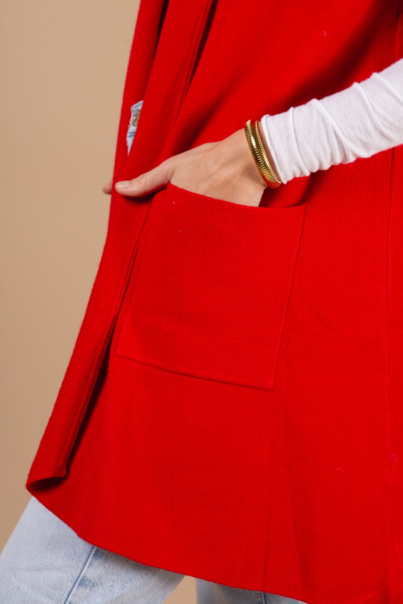 Sleeveless Knitted Jacket