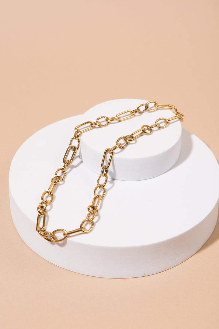 Lainey Necklace