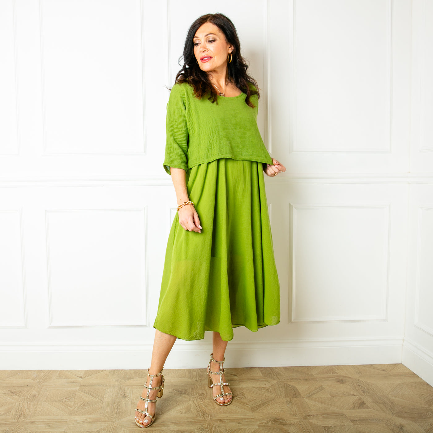The green Two Piece Dress with a midi dress that has straps, a round neckline and a lining underneath