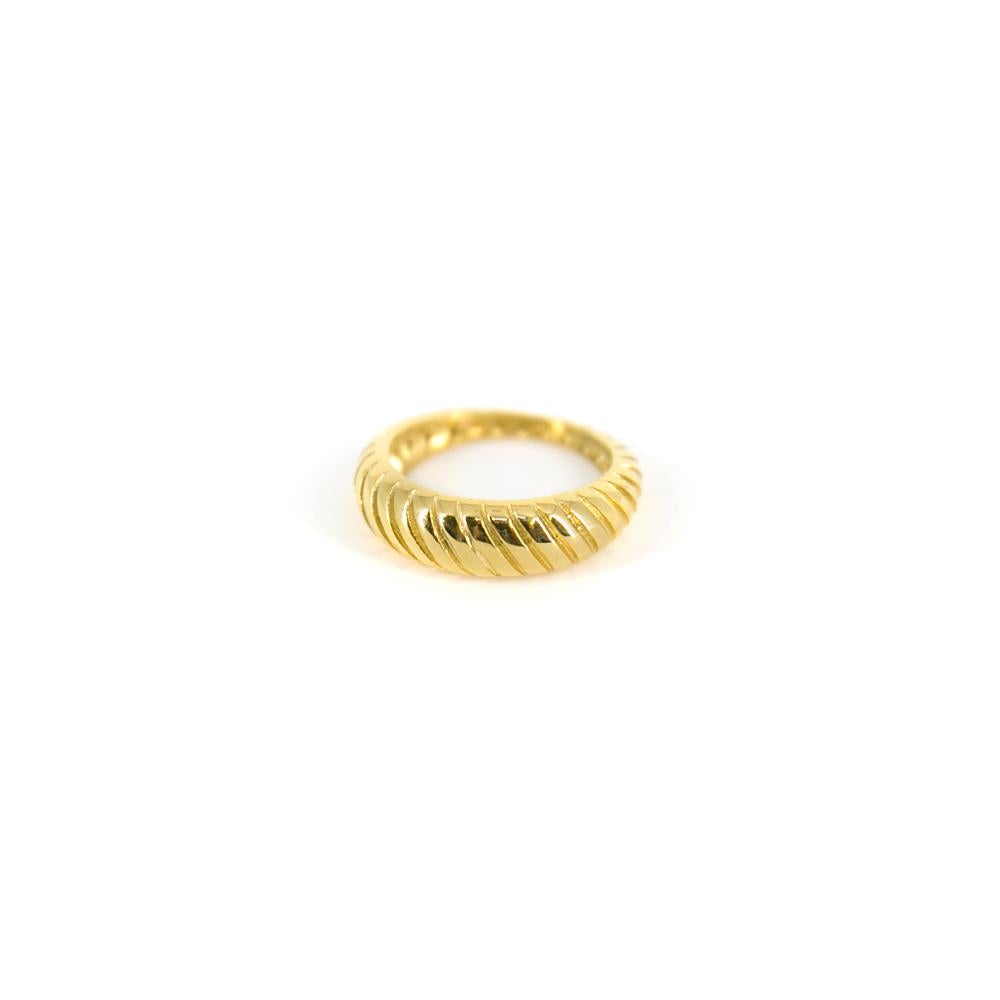 Jolene-chunky-band-womens-ring-ribbed-metal-detailing-womens-jewellery-gold