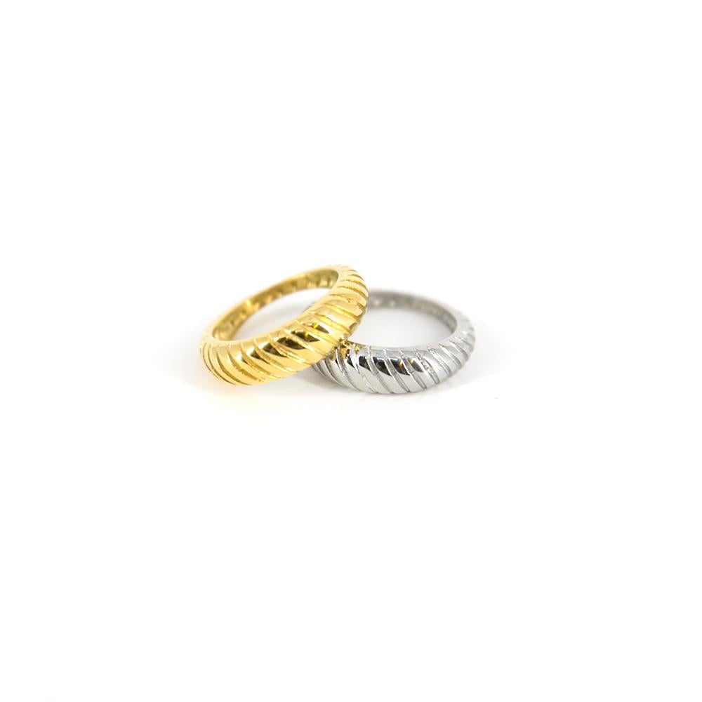 Jolene-chunky-band-womens-ring-ribbed-metal-detailing-womens-jewellery-silver-and-gold