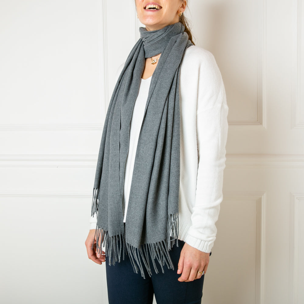 Women's Cashmere Mix Pashmina with Tassels in Charcoal, Super Soft Scarf Wraps