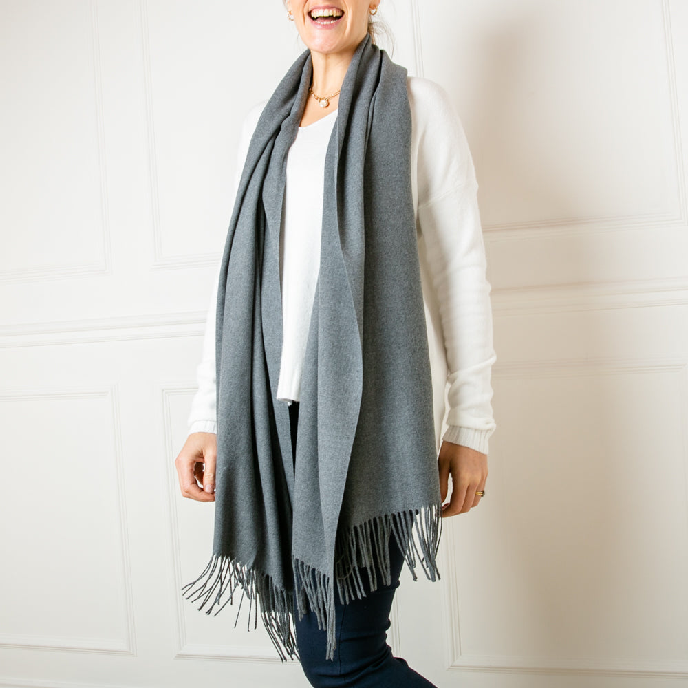 Women's Cashmere Mix Pashmina with Tassels in Charcoal, Super Soft Scarf Wrap Multi Ways to Wear